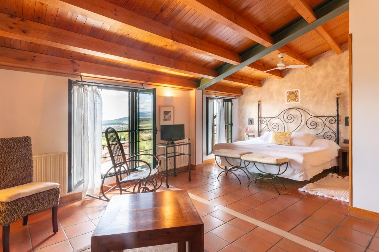 Hospederia El Arco Hotel Villavieja del Lozoya Екстериор снимка